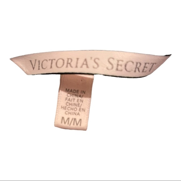 Victoria Secret 1/2 button down blouse short sleeve animal print size medium - Picture 8 of 9